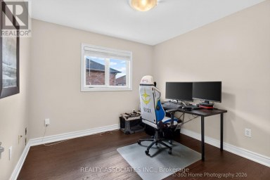 128 COALBROOK COURT Vaughan (East Woodbridge) Ontario photo 15