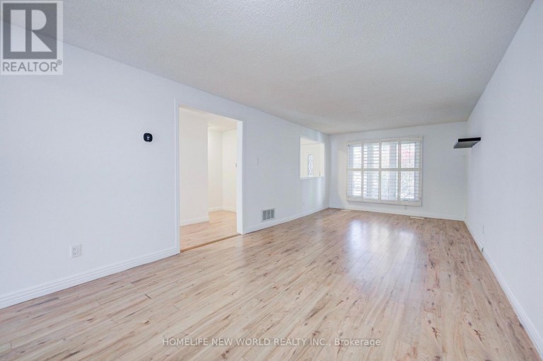 102 MADSEN CRESCENT, Markham (Markville), Ontario, L3R4P3