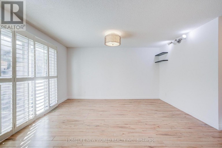 102 MADSEN CRESCENT, Markham (Markville), Ontario, L3R4P3