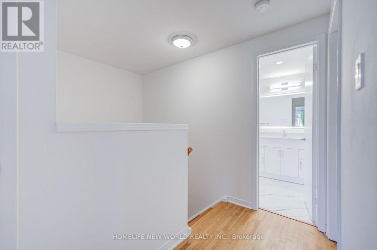 102 MADSEN CRESCENT, Markham (Markville), Ontario, L3R4P3