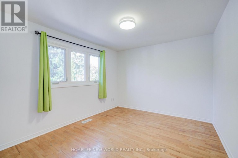 102 MADSEN CRESCENT, Markham (Markville), Ontario, L3R4P3