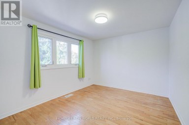 102 MADSEN CRESCENT Markham (Markville) Ontario photo 26