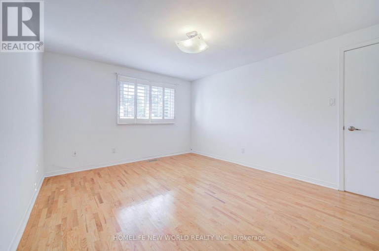 102 MADSEN CRESCENT, Markham (Markville), Ontario, L3R4P3