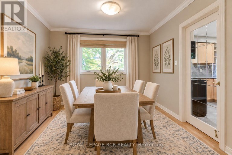 43 CROWN CRESCENT, Bradford West Gwillimbury (Bradford), Ontario, L3Z2M4