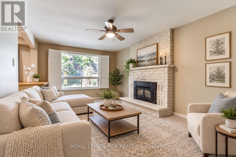 43 CROWN CRESCENT, Bradford West Gwillimbury (Bradford), Ontario, L3Z2M4