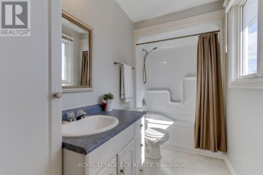 43 CROWN CRESCENT Bradford West Gwillimbury (Bradford) Ontario photo 27