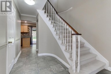 43 CROWN CRESCENT Bradford West Gwillimbury (Bradford) Ontario photo 6