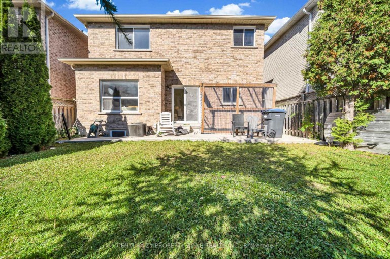 5 SENWOOD STREET, Brampton (Fletcher's Meadow), Ontario, L7A3S6