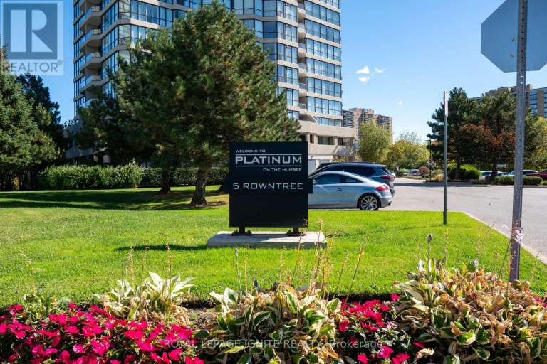 1010 - 5 ROWNTREE ROAD, Toronto (Mount Olive-Silverstone-Jamestown), Ontario, M9V5G9