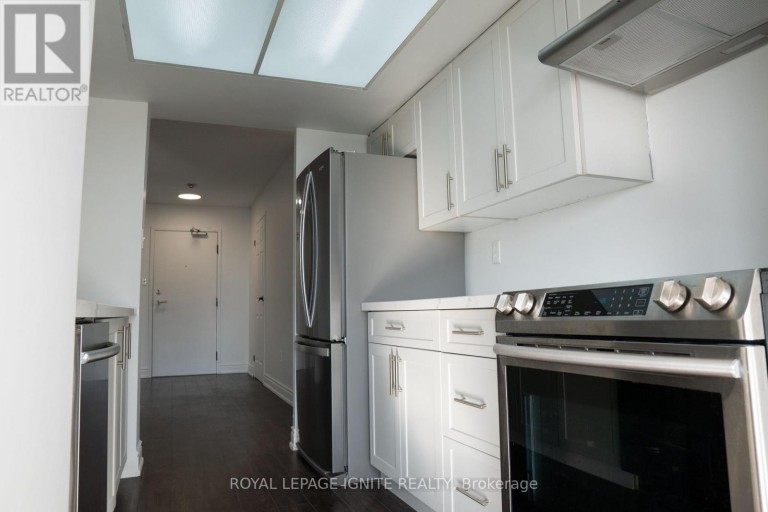 1010 - 5 ROWNTREE ROAD, Toronto (Mount Olive-Silverstone-Jamestown), Ontario, M9V5G9