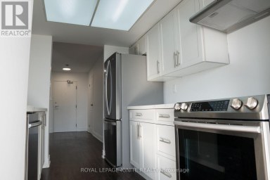 1010 - 5 ROWNTREE ROAD Toronto (Mount Olive-Silverstone-Jamestown) Ontario photo 3