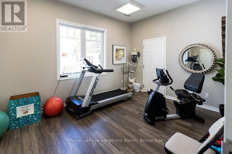 9 RUSSETT DRIVE, Meaford, Ontario, N4L0A5