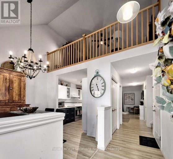 9 RUSSETT DRIVE, Meaford, Ontario, N4L0A5
