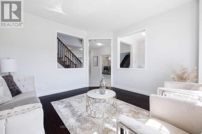 25 VAN HOOF CRESCENT, Brampton (Vales of Castlemore), Ontario, L6P1S7