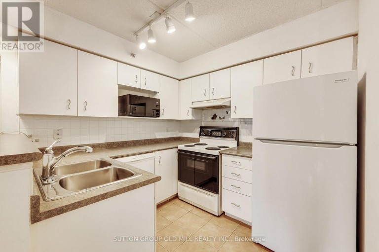 208 - 1470 BISHOPS GATE, Oakville (GA Glen Abbey), Ontario, L6M4N2