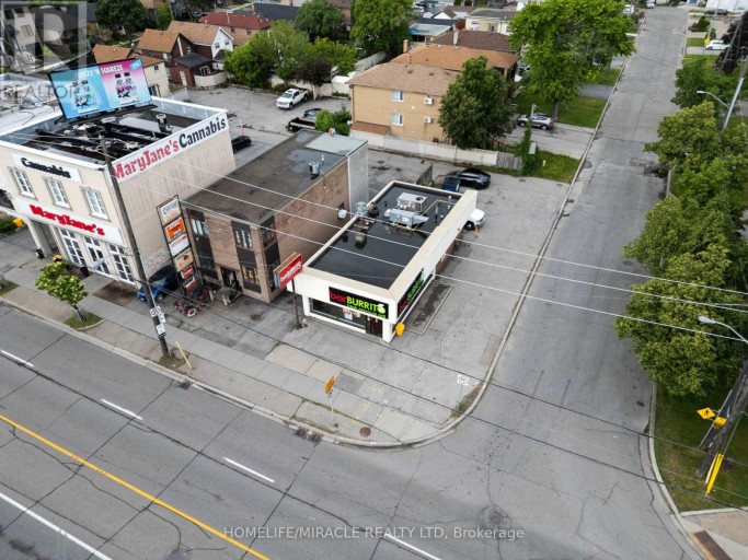 2600 WESTON ROAD, Toronto (Humberlea-Pelmo Park), Ontario, M9N2A9