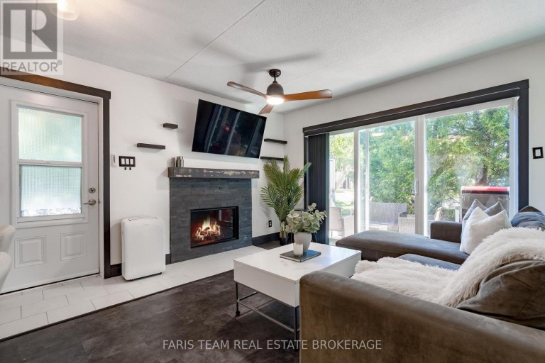 84 - 23 DAWSON DRIVE, Collingwood, Ontario, L9Y5B4