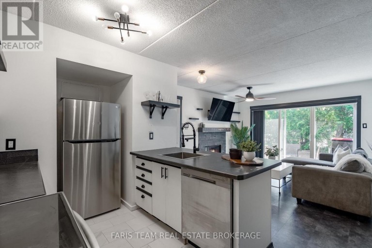84 - 23 DAWSON DRIVE, Collingwood, Ontario, L9Y5B4