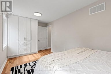 3517 ST CLAIR AVENUE E Toronto (Clairlea-Birchmount) Ontario photo 26