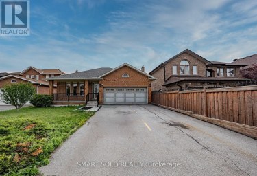 148 CASTLEHILL ROAD Vaughan (Maple) Ontario photo 1