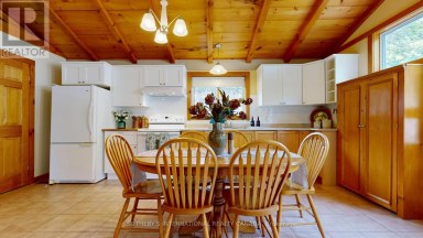 131 JOHN STREET E Bradford West Gwillimbury (Bradford) Ontario photo 9