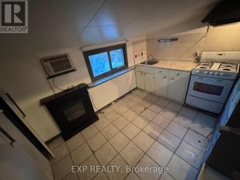 11 RATHMINE STREET London East (East L) Ontario photo 24