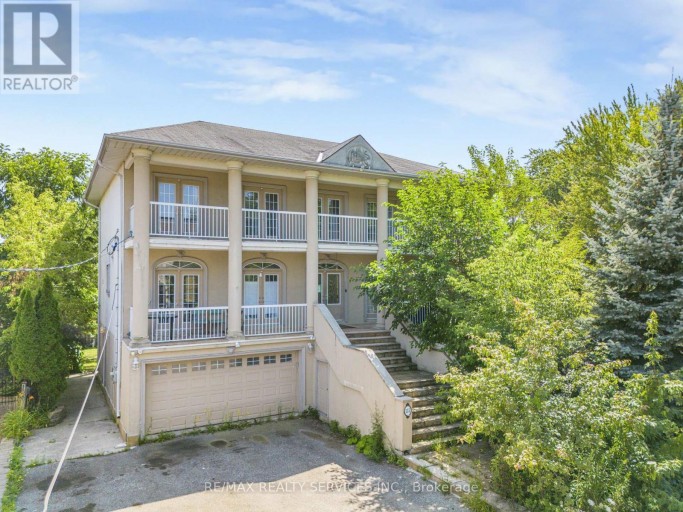 135 SPRUCE AVENUE, Richmond Hill (South Richvale), Ontario, L4C6V9