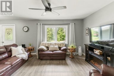 17900 HIGHWAY 118 Highlands East (Monmouth) Ontario photo 13