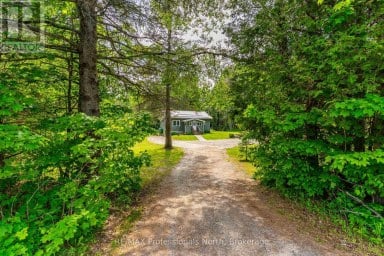 17900 HIGHWAY 118 Highlands East (Monmouth) Ontario photo 4