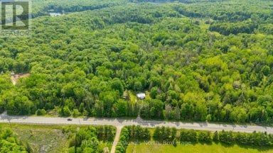 17900 HIGHWAY 118 Highlands East (Monmouth) Ontario photo 46