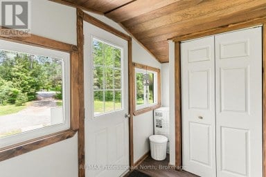 17900 HIGHWAY 118 Highlands East (Monmouth) Ontario photo 7