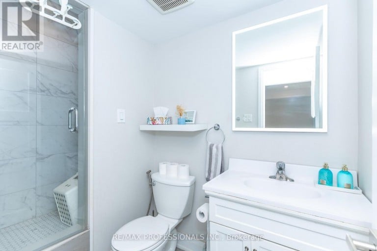 339 - 2 VALHALLA INN ROAD, Toronto (Islington-City Centre West), Ontario, M9B6C3