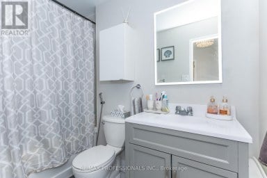 339 - 2 VALHALLA INN ROAD Toronto (Islington-City Centre West) Ontario photo 23