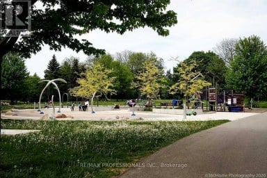 339 - 2 VALHALLA INN ROAD Toronto (Islington-City Centre West) Ontario photo 34