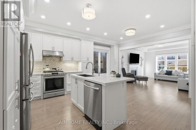 15 CALAMINT LANE Richmond Hill (Oak Ridges Lake Wilcox) Ontario photo 12