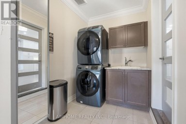 15 CALAMINT LANE Richmond Hill (Oak Ridges Lake Wilcox) Ontario photo 24
