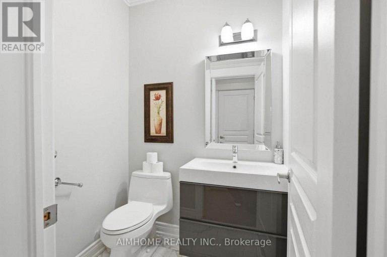 15 CALAMINT LANE, Richmond Hill (Oak Ridges Lake Wilcox), Ontario, L4E1C3