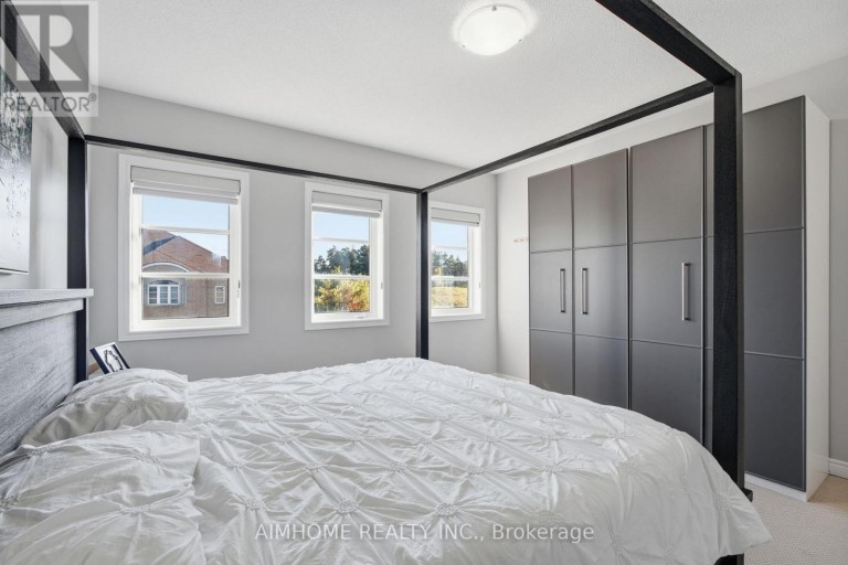 15 CALAMINT LANE, Richmond Hill (Oak Ridges Lake Wilcox), Ontario, L4E1C3