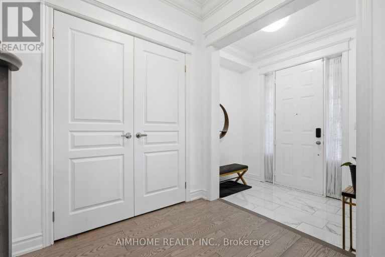 15 CALAMINT LANE, Richmond Hill (Oak Ridges Lake Wilcox), Ontario, L4E1C3