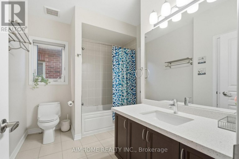 15 CALAMINT LANE, Richmond Hill (Oak Ridges Lake Wilcox), Ontario, L4E1C3