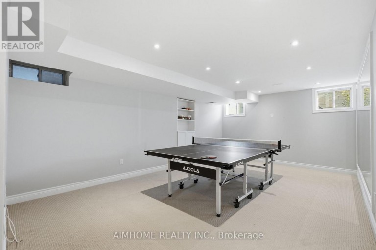 15 CALAMINT LANE, Richmond Hill (Oak Ridges Lake Wilcox), Ontario, L4E1C3