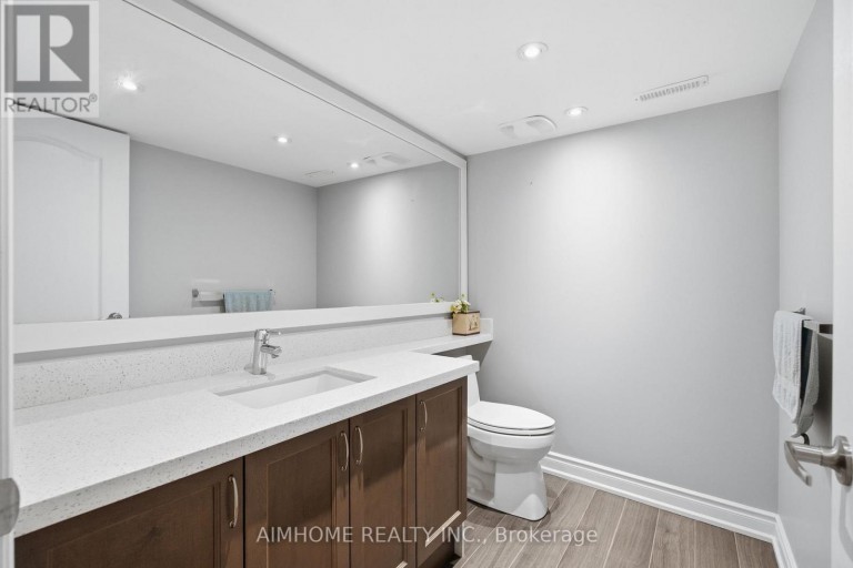 15 CALAMINT LANE, Richmond Hill (Oak Ridges Lake Wilcox), Ontario, L4E1C3