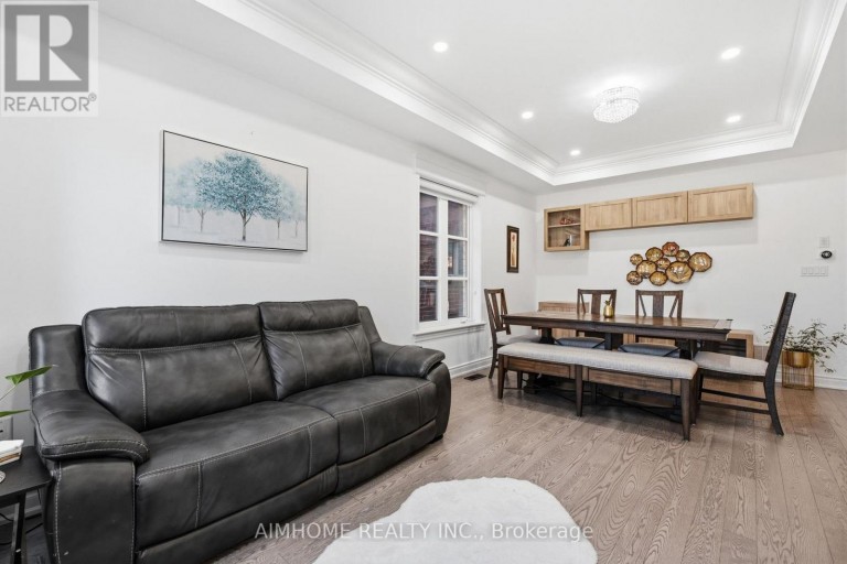 15 CALAMINT LANE, Richmond Hill (Oak Ridges Lake Wilcox), Ontario, L4E1C3