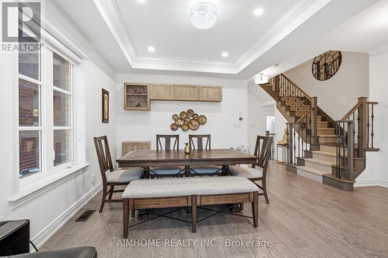15 CALAMINT LANE, Richmond Hill (Oak Ridges Lake Wilcox), Ontario, L4E1C3