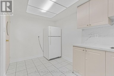 1207 - 10 STONEHILL COURT Toronto (L'Amoreaux) Ontario photo 18