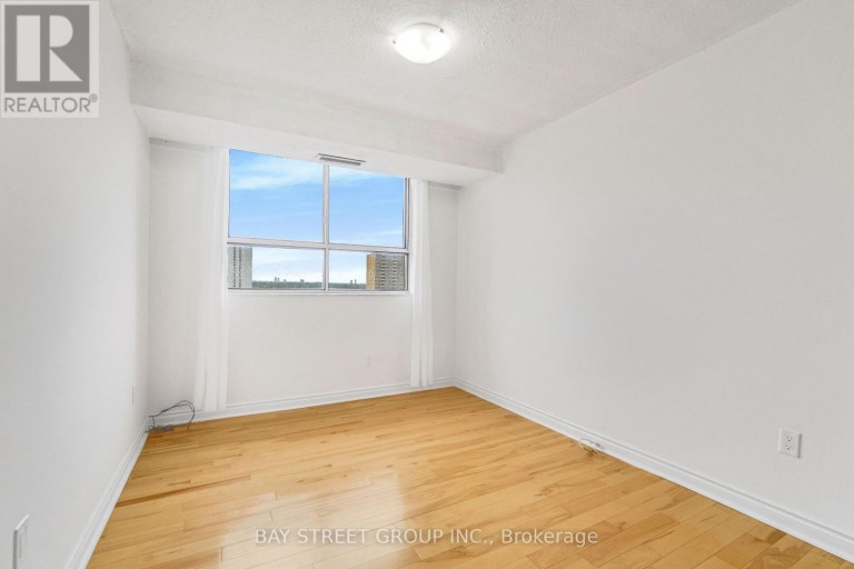1207 - 10 STONEHILL COURT, Toronto (L'Amoreaux), Ontario, M1W2X8