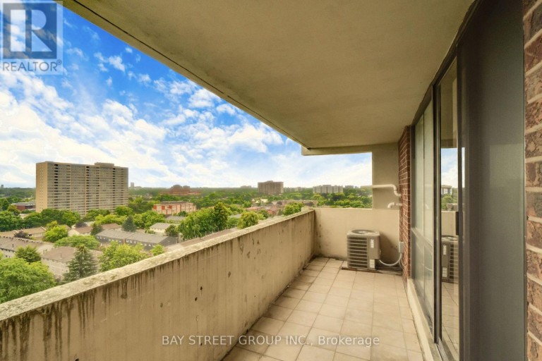 1207 - 10 STONEHILL COURT, Toronto (L'Amoreaux), Ontario, M1W2X8