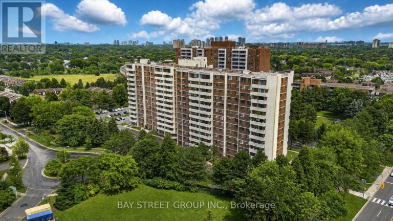 1207 - 10 STONEHILL COURT, Toronto (L'Amoreaux), Ontario, M1W2X8