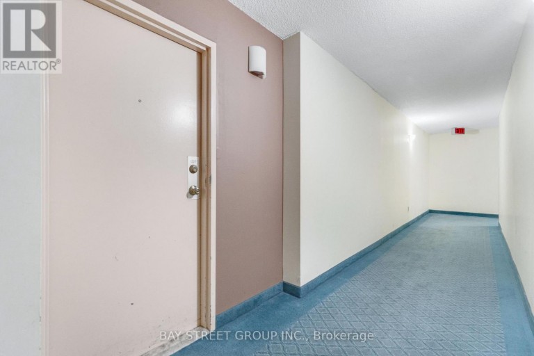1207 - 10 STONEHILL COURT, Toronto (L'Amoreaux), Ontario, M1W2X8