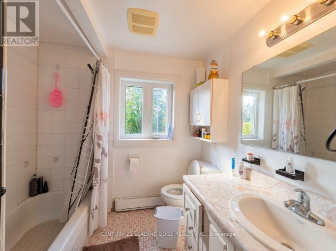 2 - 134 LUCAS STREET, Richmond Hill (Mill Pond), Ontario, L4C4P5
